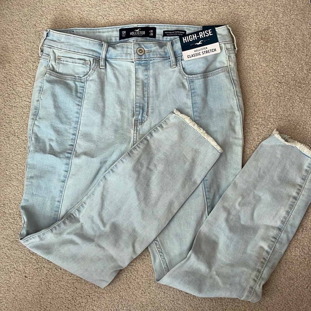 Hollister jeans